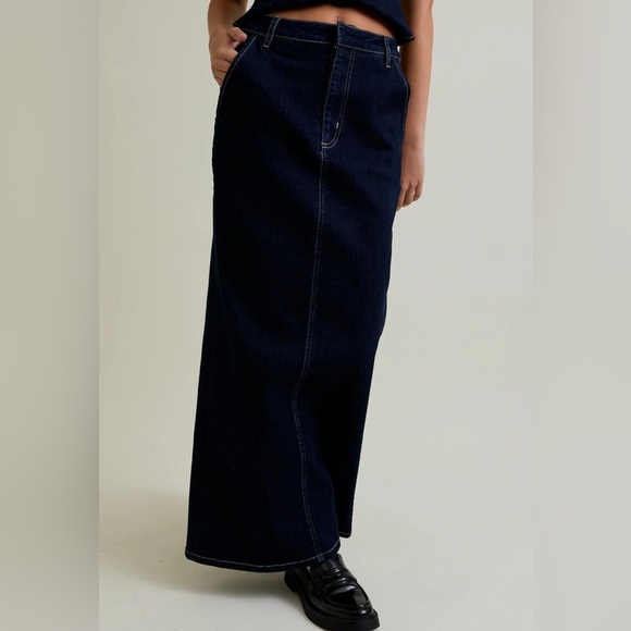 High Waist Denim Skirt - Picture 3 of 5